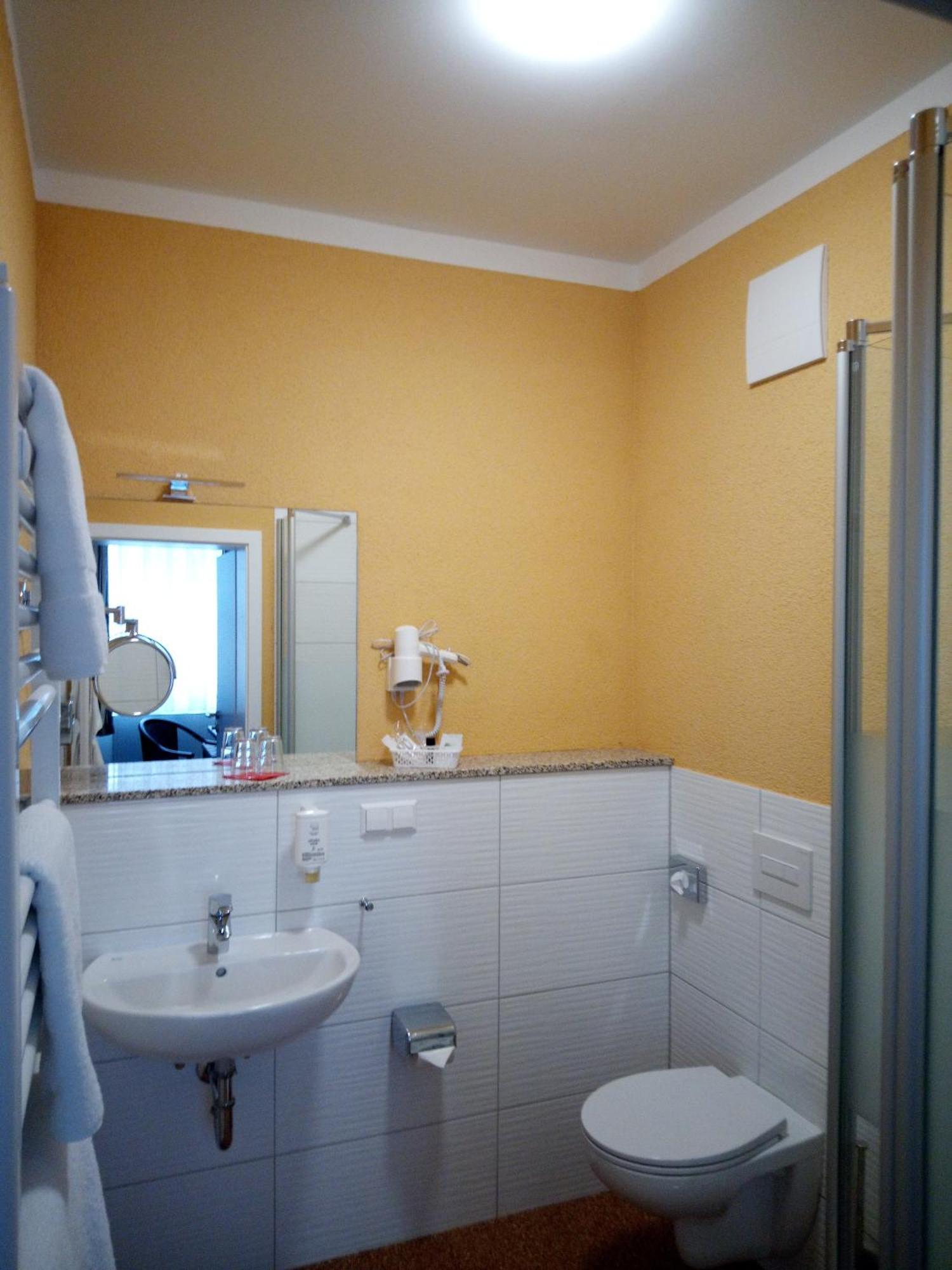 Hotel Zur Kulturweberei Finsterwalde Habitación foto